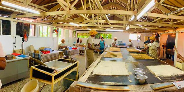 Visit the rault biscuit factory mauritius (1)